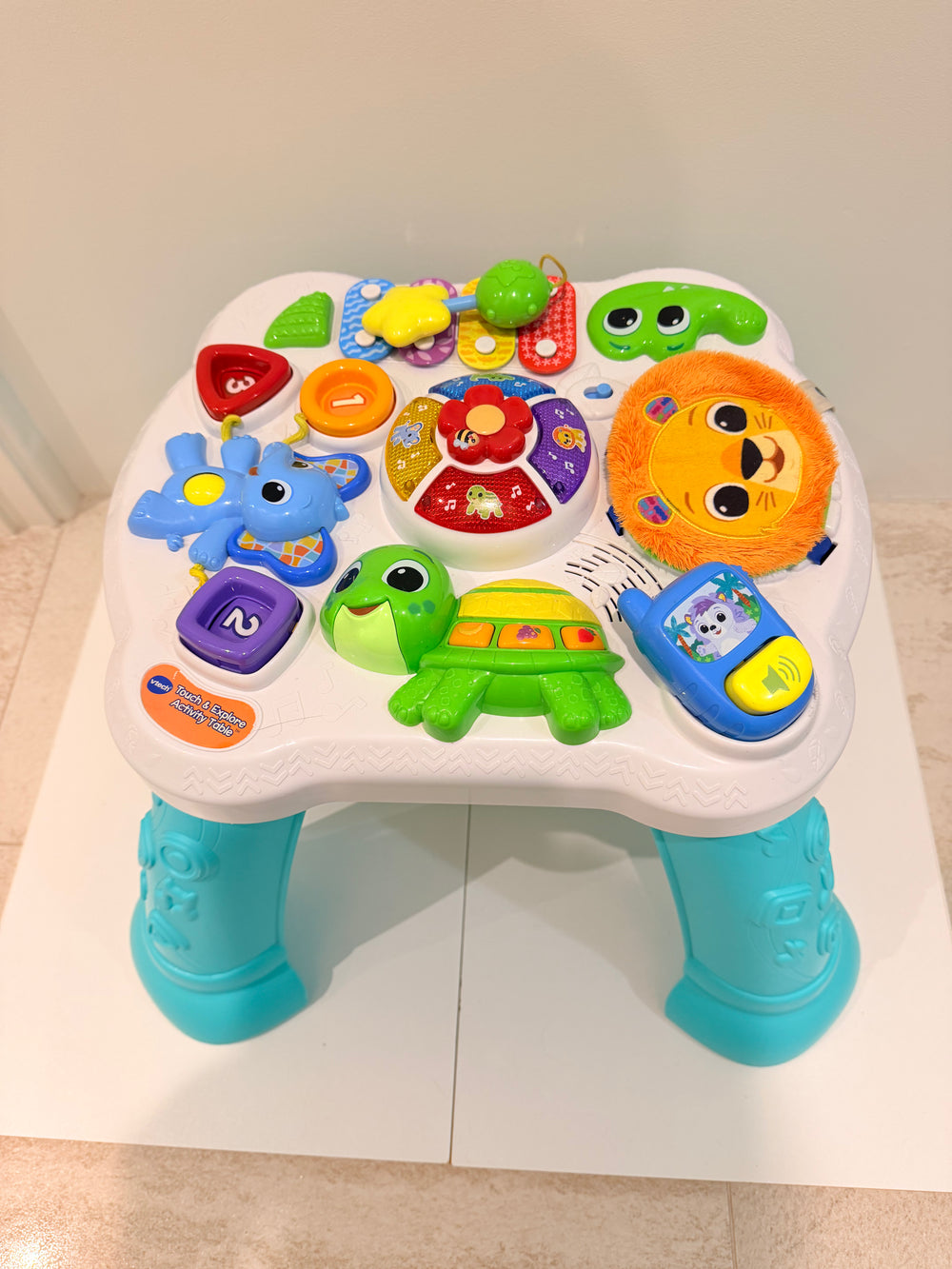 Vtech Touch & Explore Activity Table