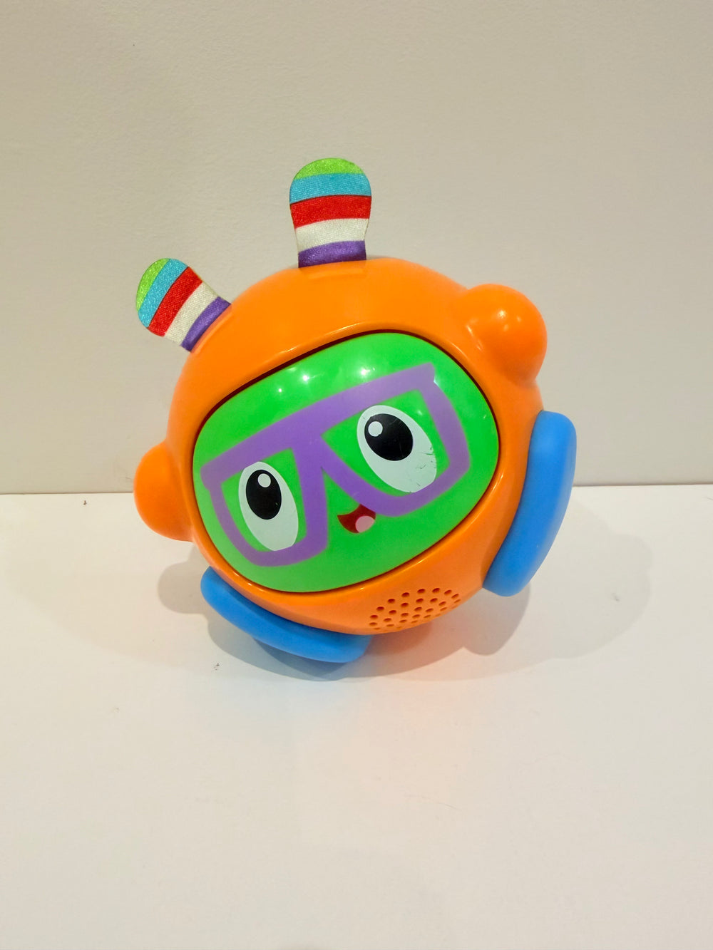 Fisher Price Beats Spin and Crawl Tumble Ball