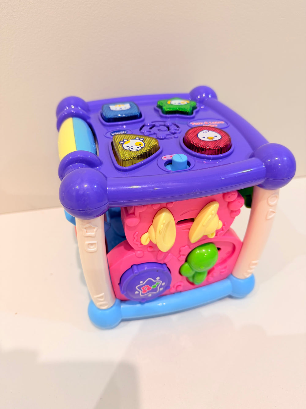 Vtech Turn & Learn Cube