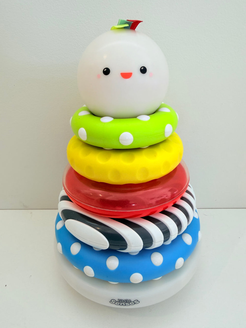 Early Learning Centre Little no Sensors Glowing Stacking Rings